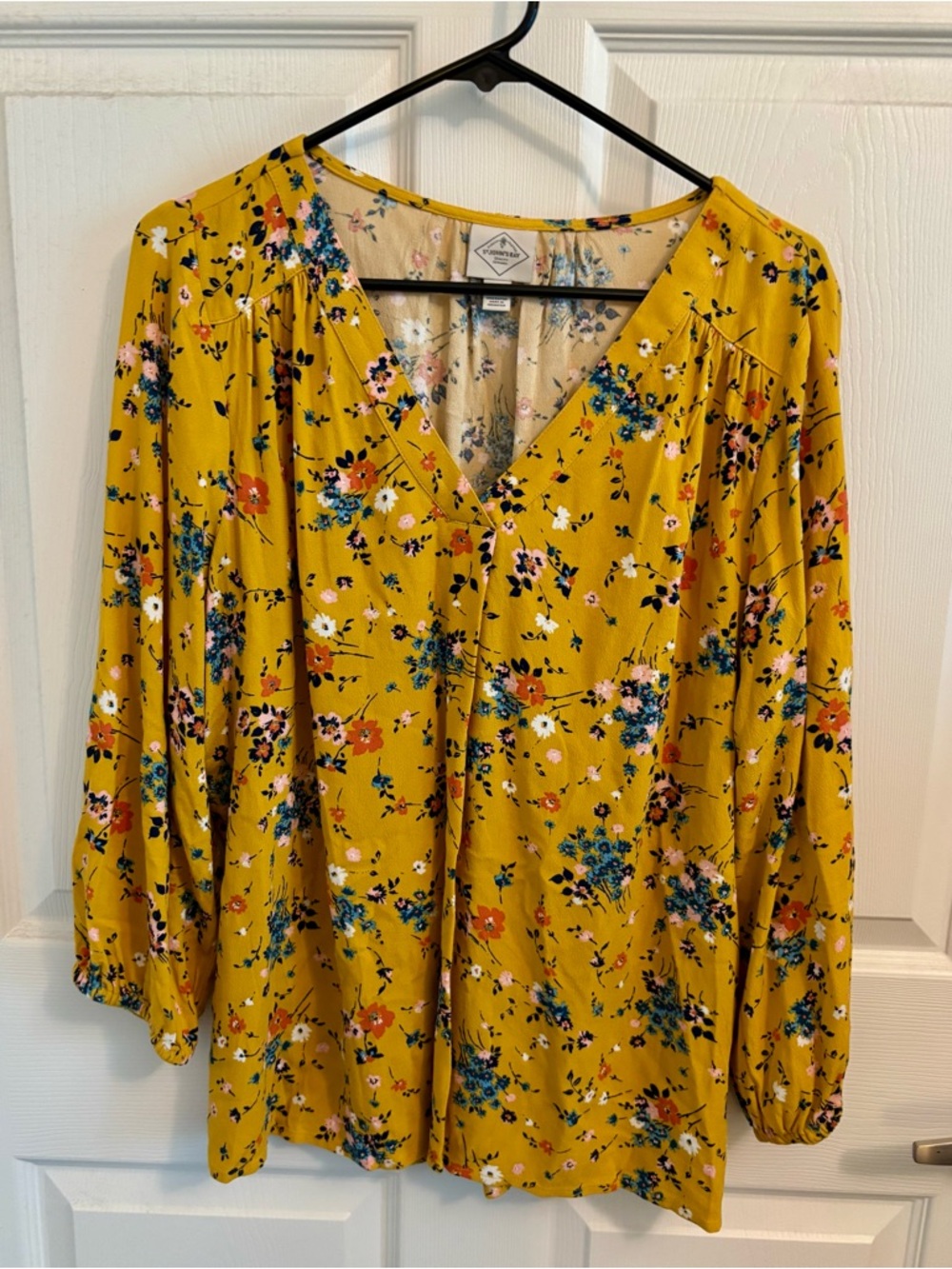 St. John's Bay Mustard Yellow Floral V-Neck Blouse - EUC